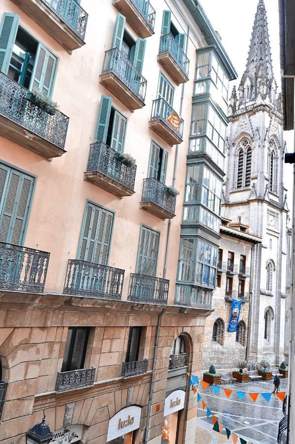 Mirador Catedral De Santiago Apartment Bilbao Bagian luar foto